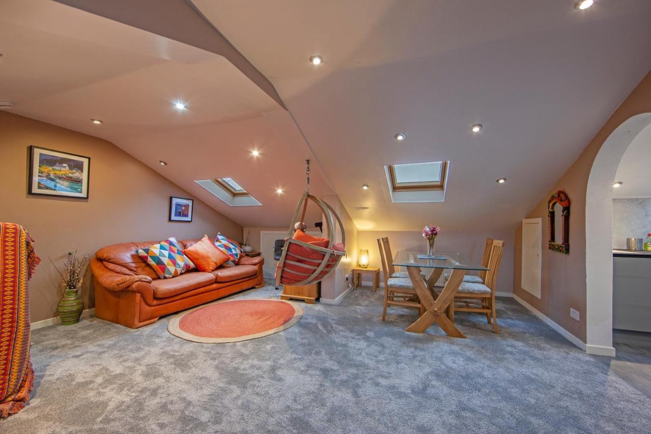 Premium 2Nd Floor 2 Bed Apt Sleeps 4 Adults In Oban Town Dış mekan fotoğraf