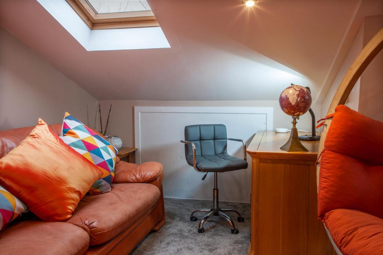 Premium 2Nd Floor 2 Bed Apt Sleeps 4 Adults In Oban Town Dış mekan fotoğraf